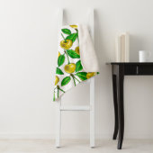 Gelbe Kirschen auf Weiß Sherpadecke (Beispiel)