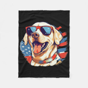 Gelbe Labrador 4. Juli Design Patriotic Pup Labrad Fleecedecke