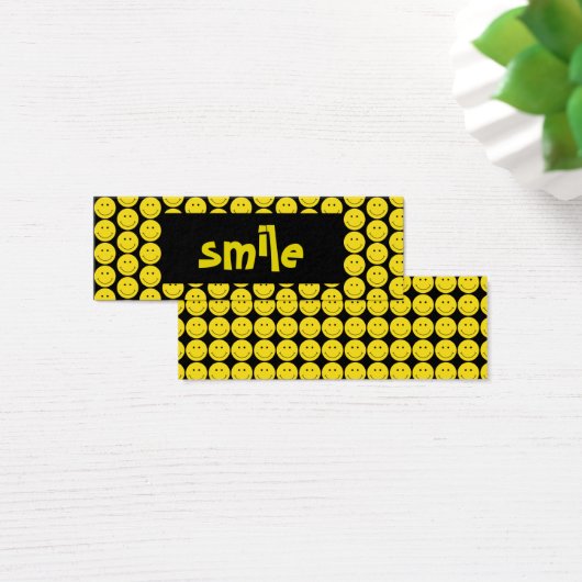 Gelbe Lächelschwarze Karte (Schreibtisch)