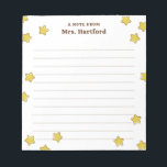 Gelbe, leuchtende Sterne, die eine Note des Lehrer Notizblock<br><div class="desc">White A note from School Teacher Notizpad personalisiert mit dem Namen des Lehrers in braun vor einem weißen Hintergrund und vielen glänzenden, runden Sternen. Gold-Stern-Notizblock des Lehrers mit Linien und dem Namen des Lehrers. Personalisiertes Notizblock mit Sternen in gelb vor weißem Hintergrund. Geben Sie Ihren Schülern Notizen zu diesen ausgekleideten...</div>