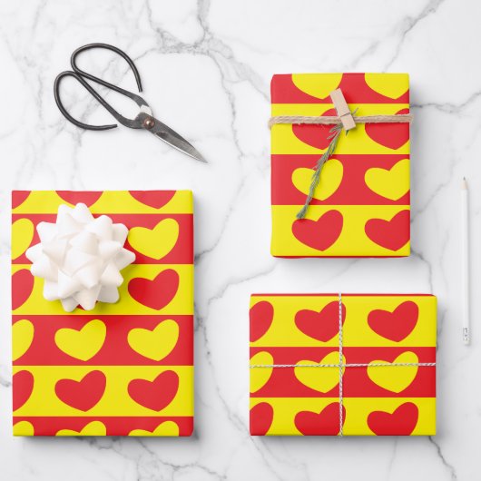 Gelbe Liebe Herz Geschenkpapier Set (Vorderseite)