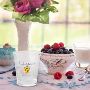 Gelbe lila Wildblume Schnapsglas