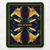 Gelbe Lilie Blume Abstrakt Personalisiert Mousepad (Vorne)
