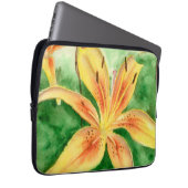 Gelbe Lilien im Gartenposter Laptopschutzhülle (Vorne Rechts)