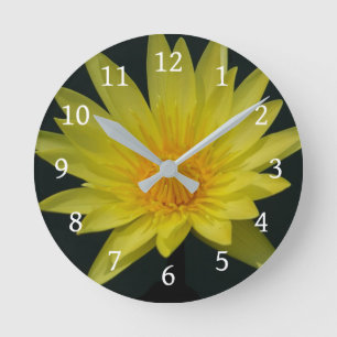 Gelbe Lotus-Wasserlilie Runde Wanduhr