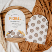 Gelbe Monster-LKWs Arc gestapelte Einladung