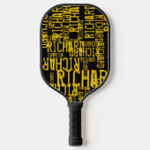 Gelbe Namen über schwarz Pickleball Schläger (Vorderseite)