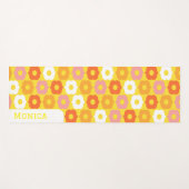gelbe orangefarbene Blumen Monogramm Name Yogamatte (Vorderseite (Horizontal))