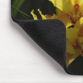 Gelbe Orchideen Mousepad (Ecke)