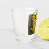 Gelbe Orchideen - tropische Blume Schnapsglas (Links)