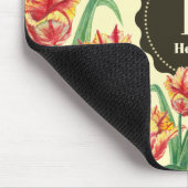 Gelbe Papageientuppe Floral Monogramm Mousepad (Ecke)