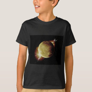 Gelbe Planet-3d-Darstellung im Universum T-Shirt