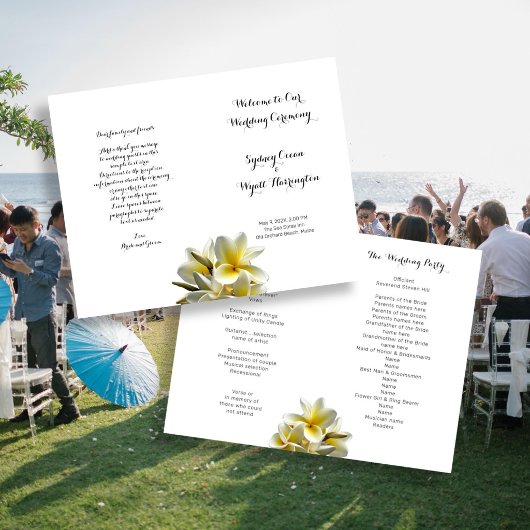 Gelbe Plumeria-Blume: Gedecktes Hochzeitsprogramm