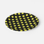 Gelbe Polka-Punkte auf schwarzem Hintergrund Pappteller (Schrägansicht)