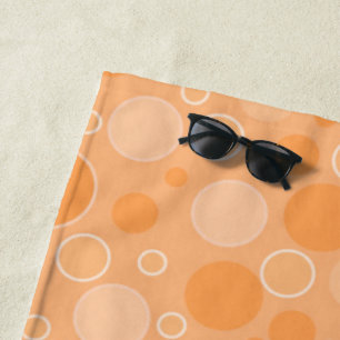 gelbe Polka-Punkte im Retro-Stil der sechziger Jah Strandtuch