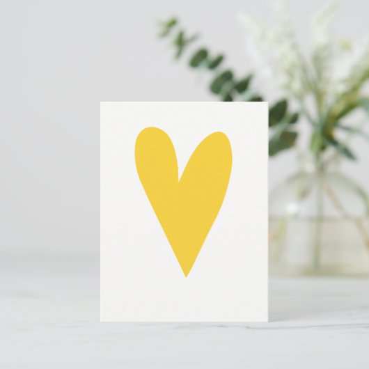 Gelbe Postkarte mit Herz (Stehend Vorderseite)