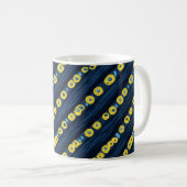 Gelbe Punkte Abstraktes Muster Kaffeetasse (VorderseiteRechts)