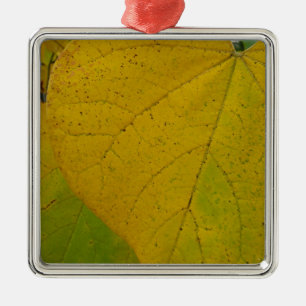 Gelbe Redbud-Blätter Herbst Naturfotografie Ornament Aus Metall