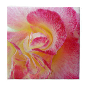 Gelbe rosa Blätter Fliese