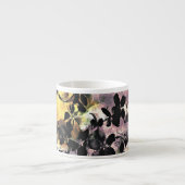 Gelbe rosa Blume Muster Blumengrafik Espressotasse (Vorderseite)