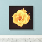 Gelbe Rose auf Matte Black Leinwanddruck (Insitu (Holzboden))