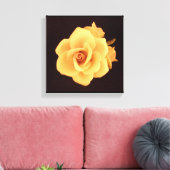 Gelbe Rose auf Matte Black Leinwanddruck (Insitu (Wohnzimmer))