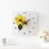 Gelbe Rose auf weißen schwarzen Zahlen wc Quadratische Wanduhr (Zuhause)