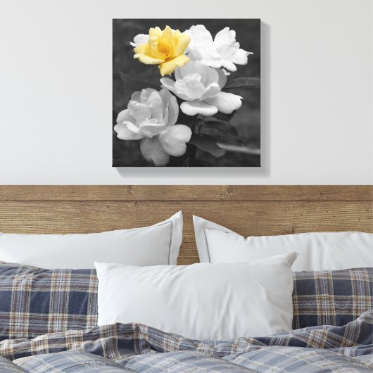 Gelbe Rose Cluster - Teilfarbe Leinwanddruck (Insitu (Schlafzimmer))