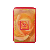 Gelbe Rose ist die Mit Monogramm Personalisierte Badematte (Vorderseite Vertikal)