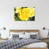 Gelbe Rose Leinwanddruck (Insitu (Schlafzimmer))