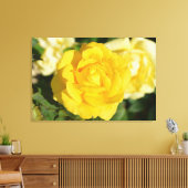 Gelbe Rose Leinwanddruck (Insitu (Wohnzimmer))