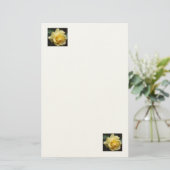 Gelbe Rose Stationery Briefpapier (Stehend Vorderseite)