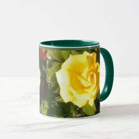 Gelbe Rose-Tasse Tasse (VorderseiteRechts)