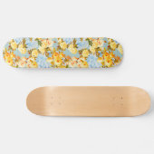 Gelbe Rosen auf blau und aquamarin Skateboard (Horizontal)