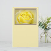 Gelbe Rosen-Nahaufnahme Briefpapier (Stehend Vorderseite)