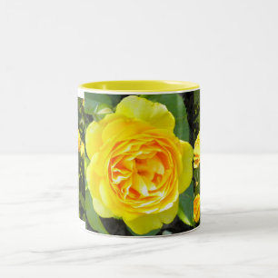 Gelbe Rosen-Tasse Zweifarbige Tasse