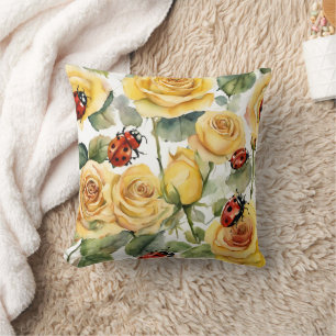 Gelbe Rosen und Lady Bugs Throw Kissen Wohngestalt