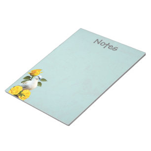 Gelbe Rosen und weiße Dose Großer Notepad Notizblock