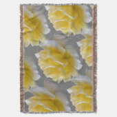 Gelbe Rosenblätter Decke (Vorderseite Vertikal)