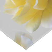 Gelbe Rosenblätter Tischdecke (Schrägansicht)