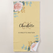 Gelbe Rosenflorale Monogramm-Initialen Strandtuch (Vorderseite)