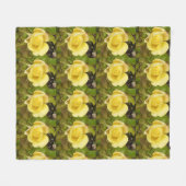 Gelbe Rosenknospe Fleecedecke (Vorderseite (Horizontal))