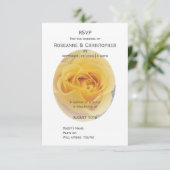 Gelbe Rosenknospe-Hochzeit RSVP Karte (Stehend Vorderseite)