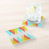 Gelbe, rote und kadettenblaue Dreiecke Glasuntersetzer (Schrägansicht)