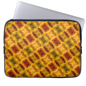 Gelbe rötliche Stücke und Formen Laptopschutzhülle (Vorderseite)