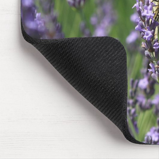 Gelbe Schmetterling in Lila Lavendel Mauspad (Ecke)