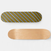 Gelbe Schwarz-weiße Regenbogenstreifen Skateboard (Horizontal)