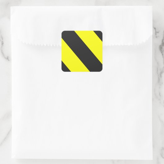 Gelbe schwarze Warnstreifen Quadratischer Aufkleber (Tasche)
