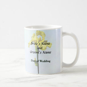 Gelbe Schwertlilie und Knospen Hochzeitsdekoration Kaffeetasse