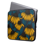 Gelbe Sitzbänke in dunkelblau Laptopschutzhülle (Vorderseite Links)